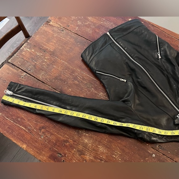 Parasuco Moto Leather Jacket - Picture 13 of 17